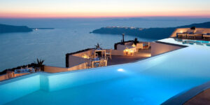 বিশ্বের চমকপ্রদ এই ৯টি সুইমিং পুল দেখলে অবাক হবেন